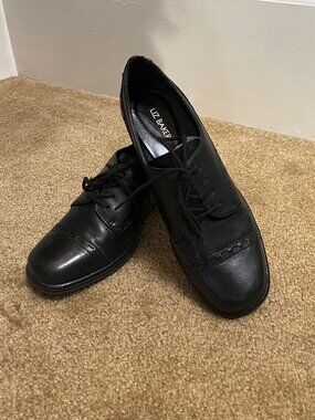 Liz Baker Tamra woman’s shoes, like new